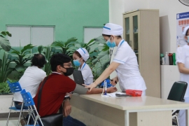 Triển khai công tác vệ sinh phun thuốc sát trùng, diệt khuẩn toàn bệnh viện Tâm Trí Nha Trang