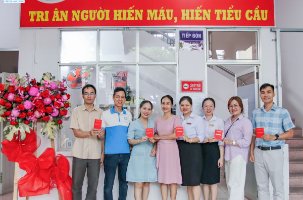 ????LAN TỎA NGHĨA CỬ CAO ĐẸP TỪ NHỮNG GIỌT MÁU TÌNH NGUYỆN