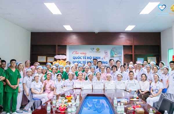  Chào mừng Ngày Quốc tế Hộ sinh (05/05) & Ngày Quốc tế Điều dưỡng (12/05)