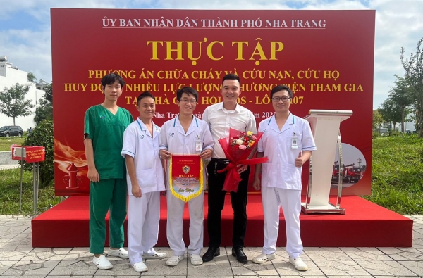 BỆNH VIỆN ĐA KHOA TÂM TRÍ NHA TRANG THAM GIA THỰC TẬP PHƯƠNG ÁN CHỮA CHÁY VÀ CỨU NGƯỜI TẠI TÒA CHUNG CƯ CAO TẦNG Ở NHA TRANG